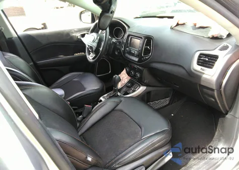 2018 Jeep Compass Latitude 4X4 from USA, damaged, VIN 3C4NJDBB2JT162614